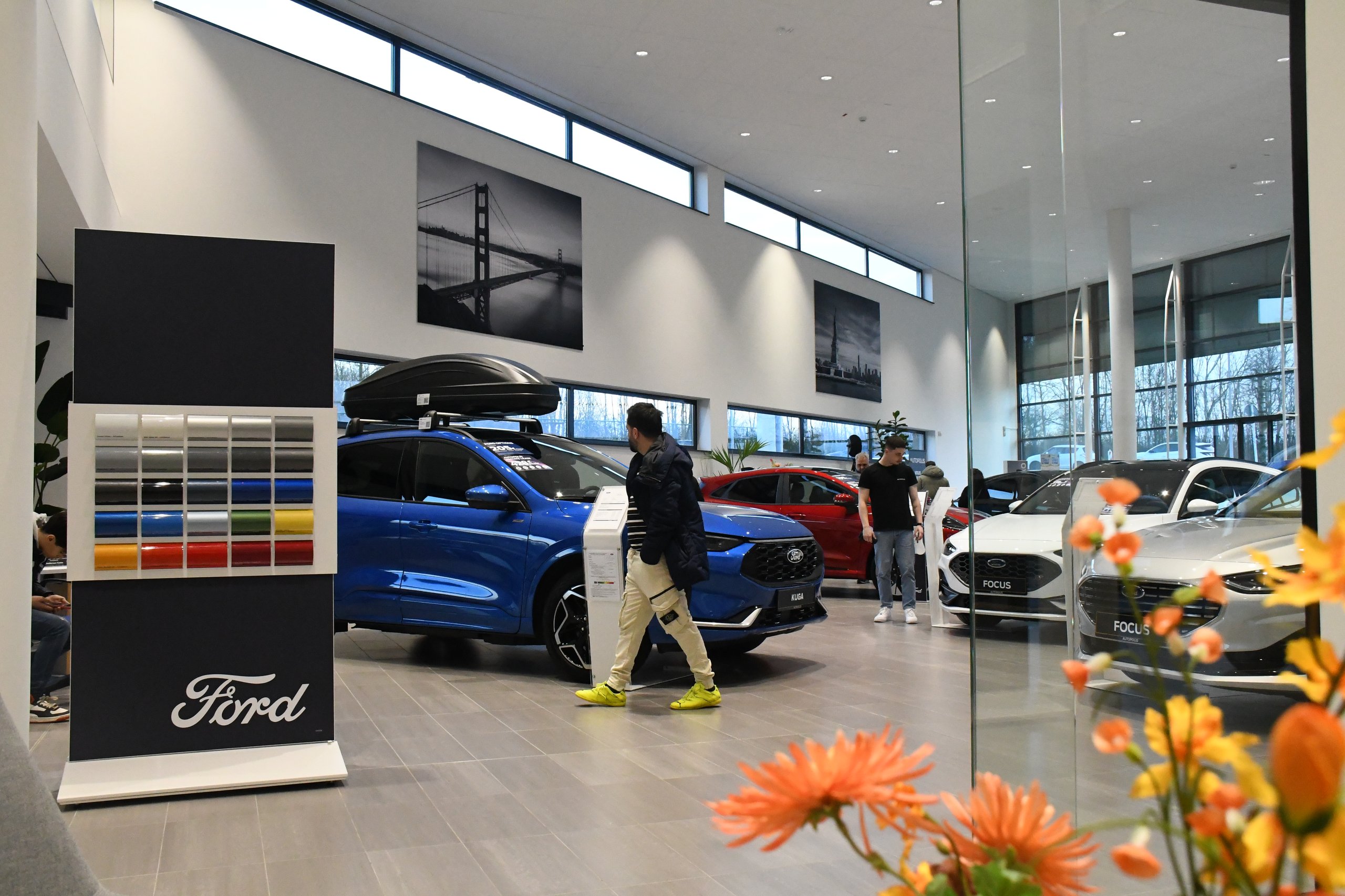showroom-ford-autopolis-bertrange